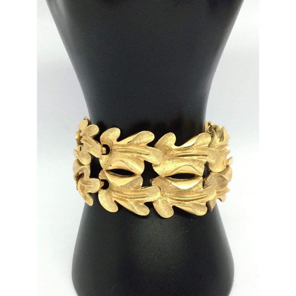 VINTAGE LEAF BRACELET Gold Tone Wide Textured Panel Link MCM Statement